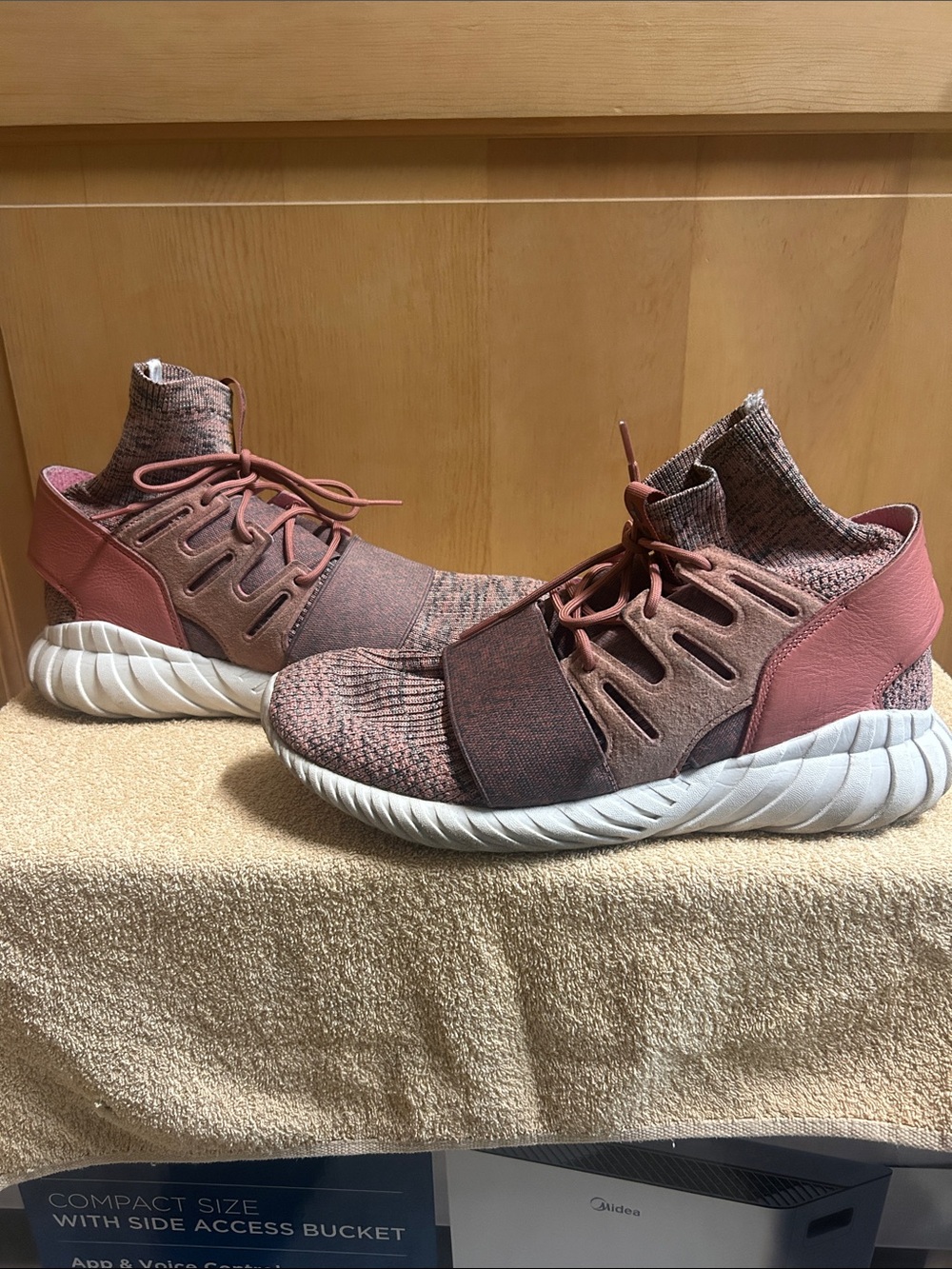 adidas Tubular Doom Burgundy Knit Strap Sneakers Men’s Size 10